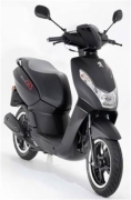 Peugeot_kisbee_rs_svart